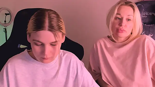 hotblonds online show from 01.06.25