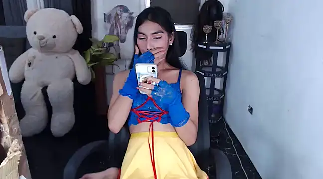 LAVIDALENATS online show from 12.13.24