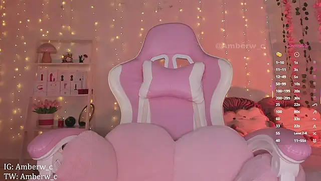 Snapshot of Ambeerouse chatting on 09.21.25 Ambeerouse online show from 09.21.25