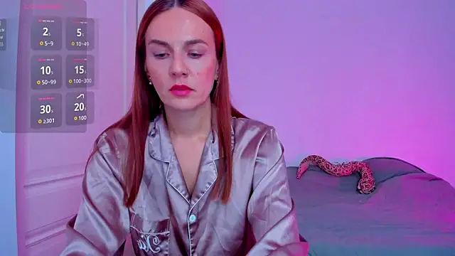 BritneyHall online show from 11.10.25