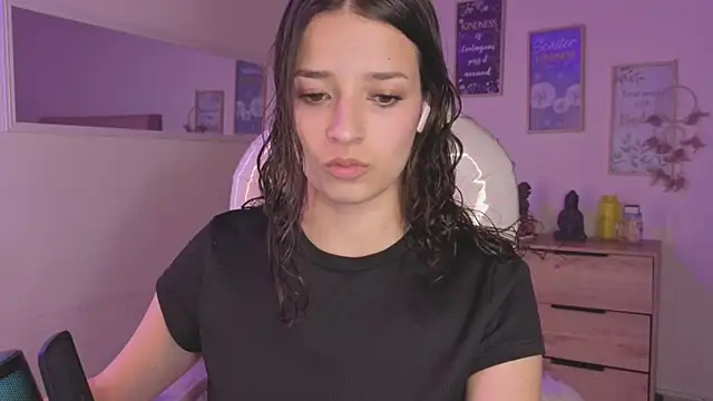 Amaia Daniells online show from 10.10.25