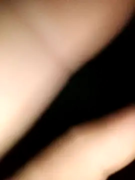 Snapshot of Annerae chatting on 09.09.25 Annerae online show from 09.09.25