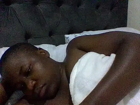 Snapshot of cute-marianna chatting on 11.13.25 cute-marianna online show from 11.13.25