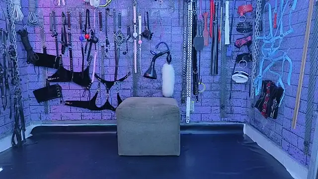 PANDORANEZZ online show from 10.11.25