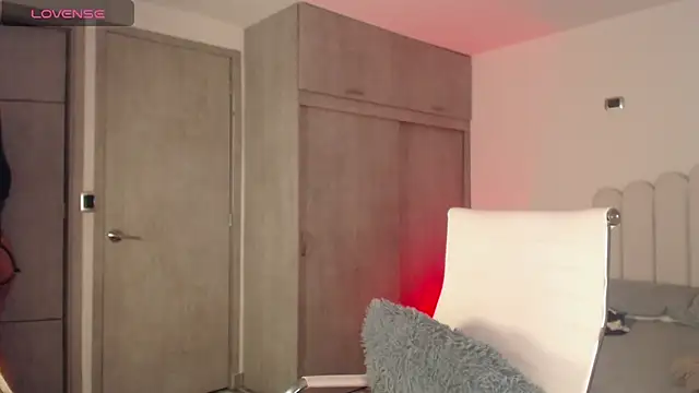 Brown skin11 online show from 01.10.26