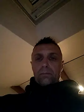 Kutasmaly online show from 01.08.26