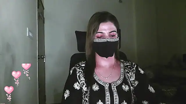 Snapshot of Cute_Sonii chatting on 07.18.26 Cute Sonii online show from 07.18.26