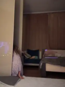 YOUR-KARINA online show from 11.21.25