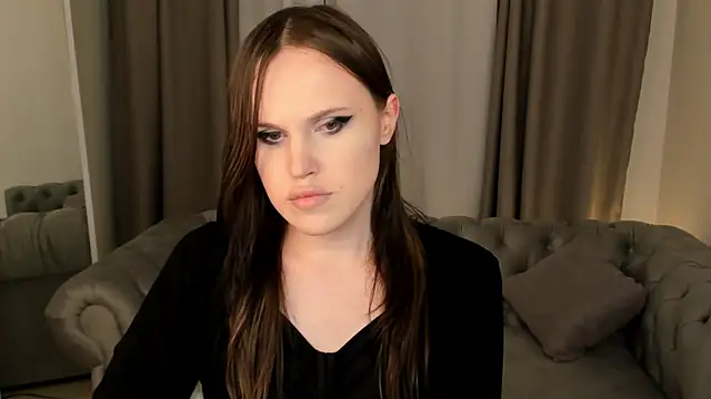 EffieMinki online show from 04.08.26