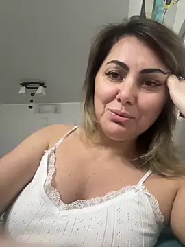 Emma roqueen online show from 01.07.25