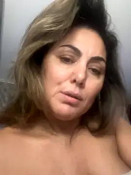 Emma roqueen online show from 11.12.25