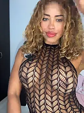 SarahCinnamon- online show from 04.09.26