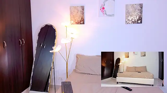 SarahCinnamon- online show from 04.18.26