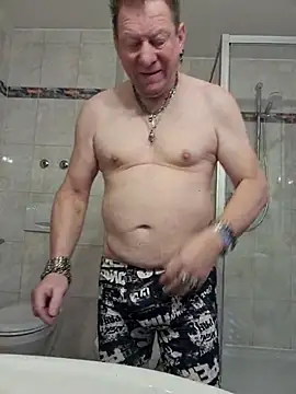 tomtom111111 online show from 04.05.26