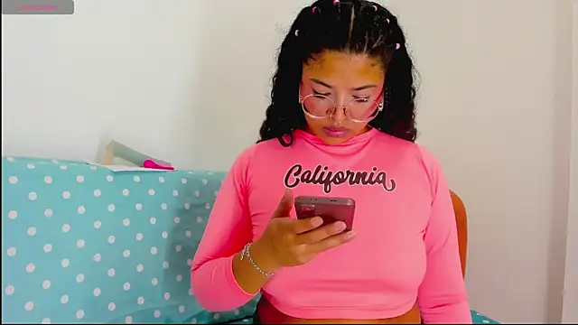 moana taylor online show from 04.06.26