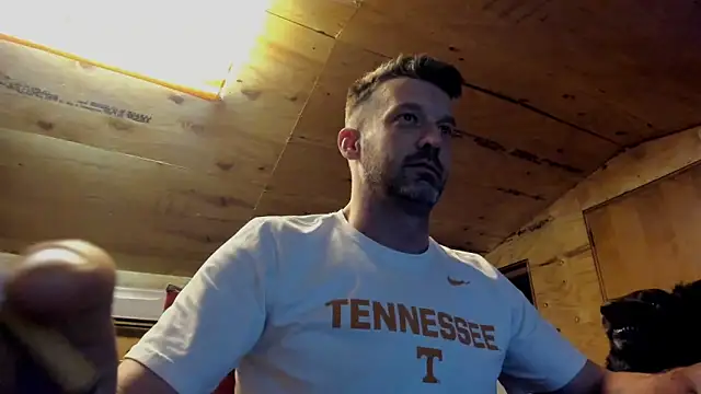 Snapshot of Kenny_Kyle chatting on 10.23.25 Kenny Kyle online show from 10.23.25