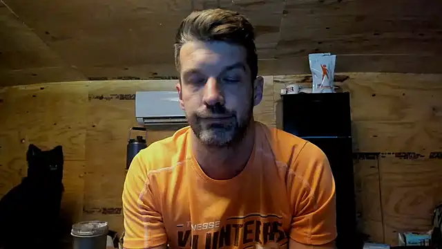 Snapshot of Kenny_Kyle chatting on 11.01.25 Kenny Kyle online show from 11.01.25