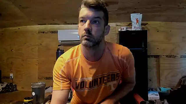 Snapshot of Kenny_Kyle chatting on 11.02.25 Kenny Kyle online show from 11.02.25