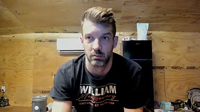 Snapshot of Kenny_Kyle chatting on 11.04.25 Kenny Kyle online show from 11.04.25