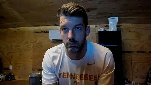 Snapshot of Kenny_Kyle chatting on 11.05.25 Kenny Kyle online show from 11.05.25