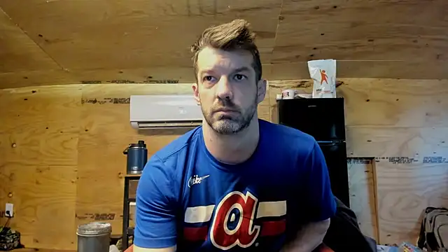 Snapshot of Kenny_Kyle chatting on 11.12.25 Kenny Kyle online show from 11.12.25