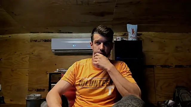 Snapshot of Kenny_Kyle chatting on 11.17.25 Kenny Kyle online show from 11.17.25