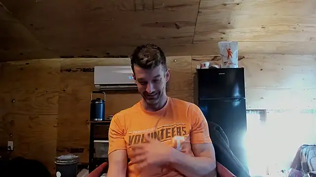 Snapshot of Kenny_Kyle chatting on 11.17.25 Kenny Kyle online show from 11.17.25