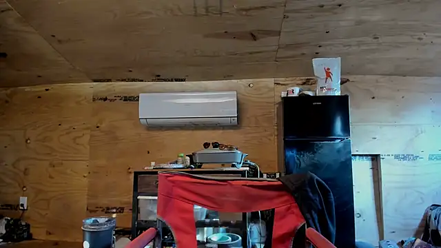 Snapshot of Kenny_Kyle chatting on 11.19.25 Kenny Kyle online show from 11.19.25