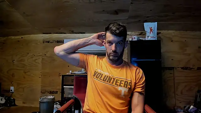 Snapshot of Kenny_Kyle chatting on 11.21.25 Kenny Kyle online show from 11.21.25