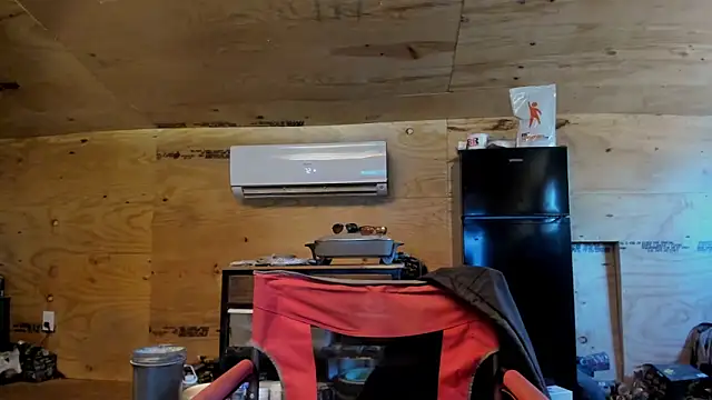 Snapshot of Kenny_Kyle chatting on 12.14.25 Kenny Kyle online show from 12.14.25