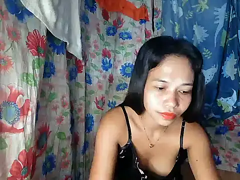 PinaySkinnyGirl online show from 12.15.25