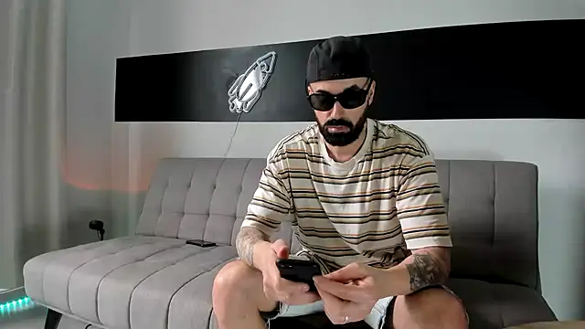 MattxFeet online show from 12.23.24