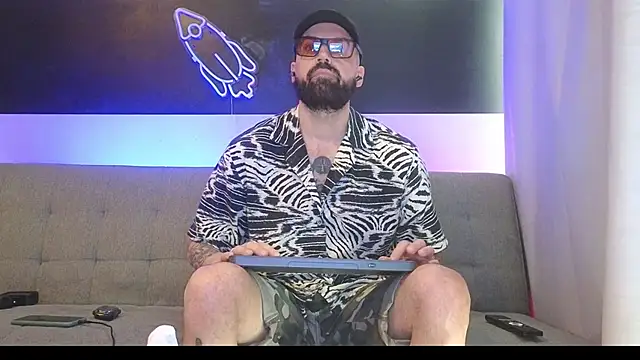 MattxFeet online show from 10.23.25