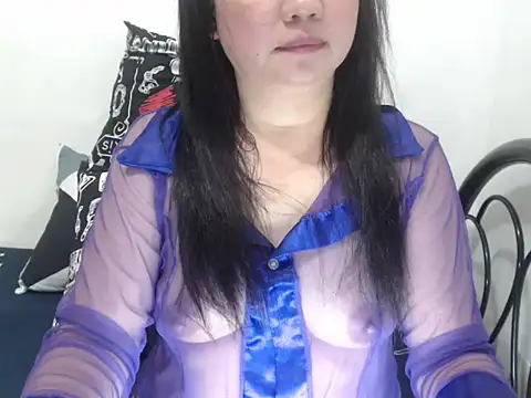 stacie iris online show from 11.26.25