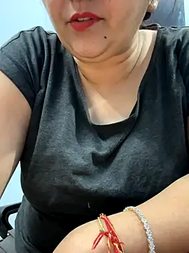 Preet Kaur 69 online show from 10.28.25