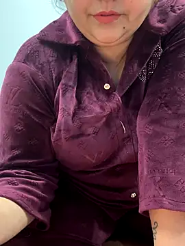 Preet Kaur 69 online show from 12.02.25