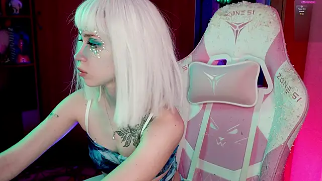 ho1yho1e online show from 03.15.25