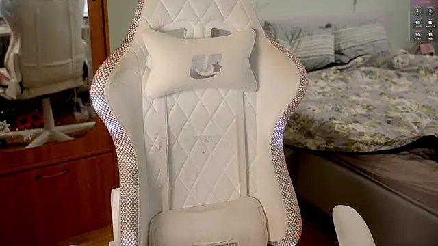 ho1yho1e online show from 04.08.26