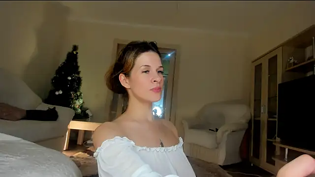 Snapshot of Butterfly-_ chatting on 12.23.24 Butterfly- online show from 12.23.24