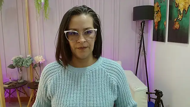 Britney taylor  online show from 03.14.25