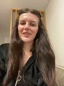 little belucci online show from 02.23.25