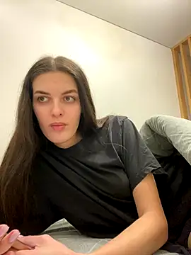 little belucci online show from 11.11.25