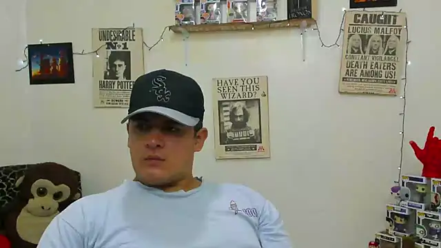 Snapshot of ney_22 chatting on 01.17.25 ney 22 online show from 01.17.25