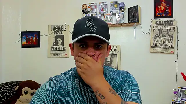 Snapshot of ney_22 chatting on 01.19.25 ney 22 online show from 01.19.25