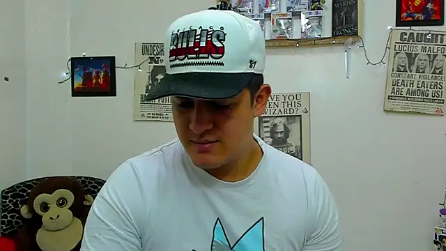 Snapshot of ney_22 chatting on 01.25.25 ney 22 online show from 01.25.25