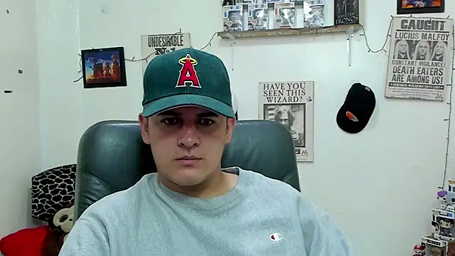 Snapshot of ney_22 chatting on 02.12.25 ney 22 online show from 02.12.25