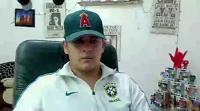 Snapshot of ney_22 chatting on 02.23.25 ney 22 online show from 02.23.25