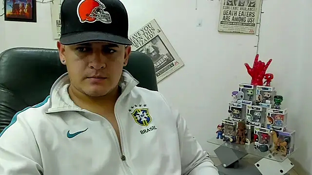 Snapshot of ney_22 chatting on 03.04.25 ney 22 online show from 03.04.25