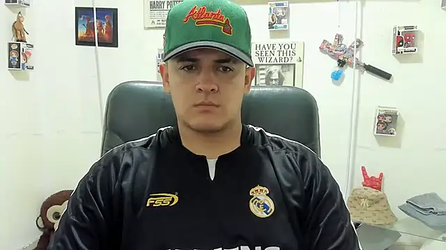 Snapshot of ney_22 chatting on 09.11.25 ney 22 online show from 09.11.25