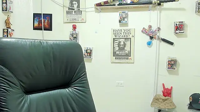 Snapshot of ney_22 chatting on 09.23.25 ney 22 online show from 09.23.25